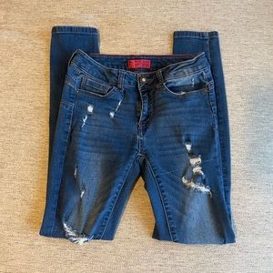 SUPER stretchy skinny jeans